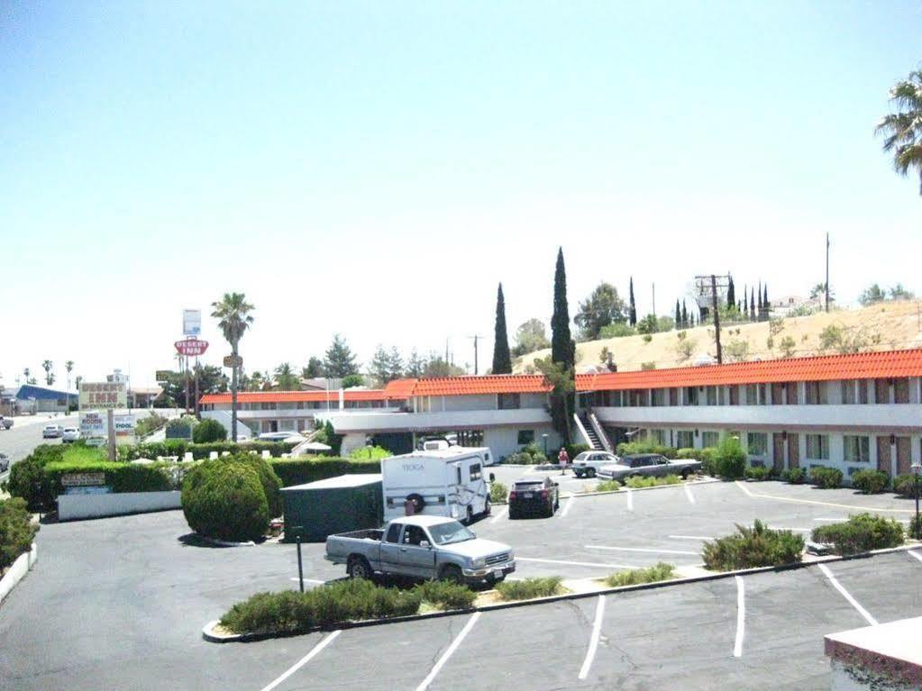 Desert Inn Motel Барстоу Экстерьер фото